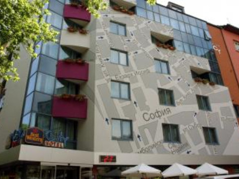 Best Western Plus City Hotel - 4*