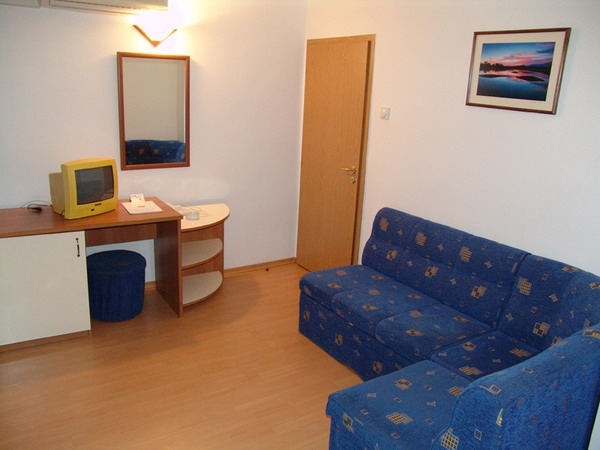 Children’s Camp in Kiten