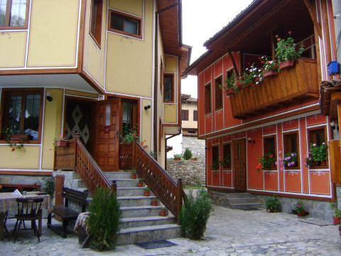 Guest House Todorini kashti - 2*
