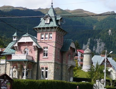 Rose festival in Kazanlak + combined tour Bulgaria - Romania